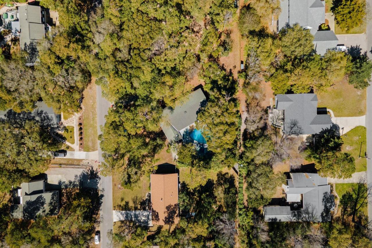 The Blue Lagoon Pine Knoll Shores Exterior photo